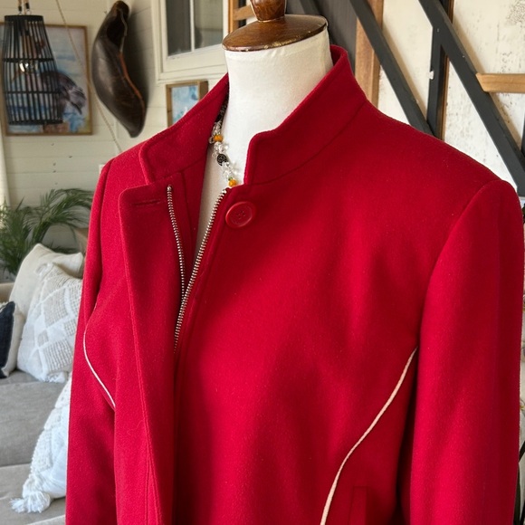 Tommy Hilfiger Women's Red Jacket large - Picture 2 of 7